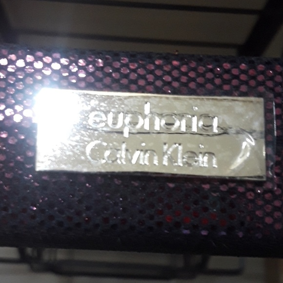 Purse - Picture 2 of 6